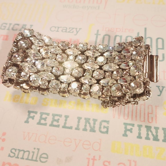 Chunky Stunning Clear Rhinestone  Designer Signer Sherman Bracelet Canada - Picture 9 of 11